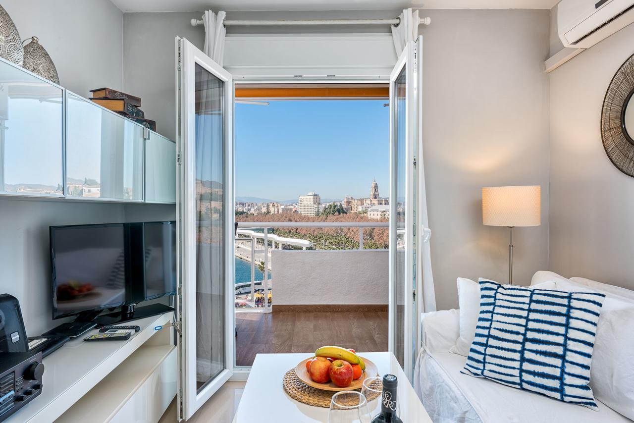 Susana Beach Apartment In Malaga By Solaga Holiday Homes Kültér fotó