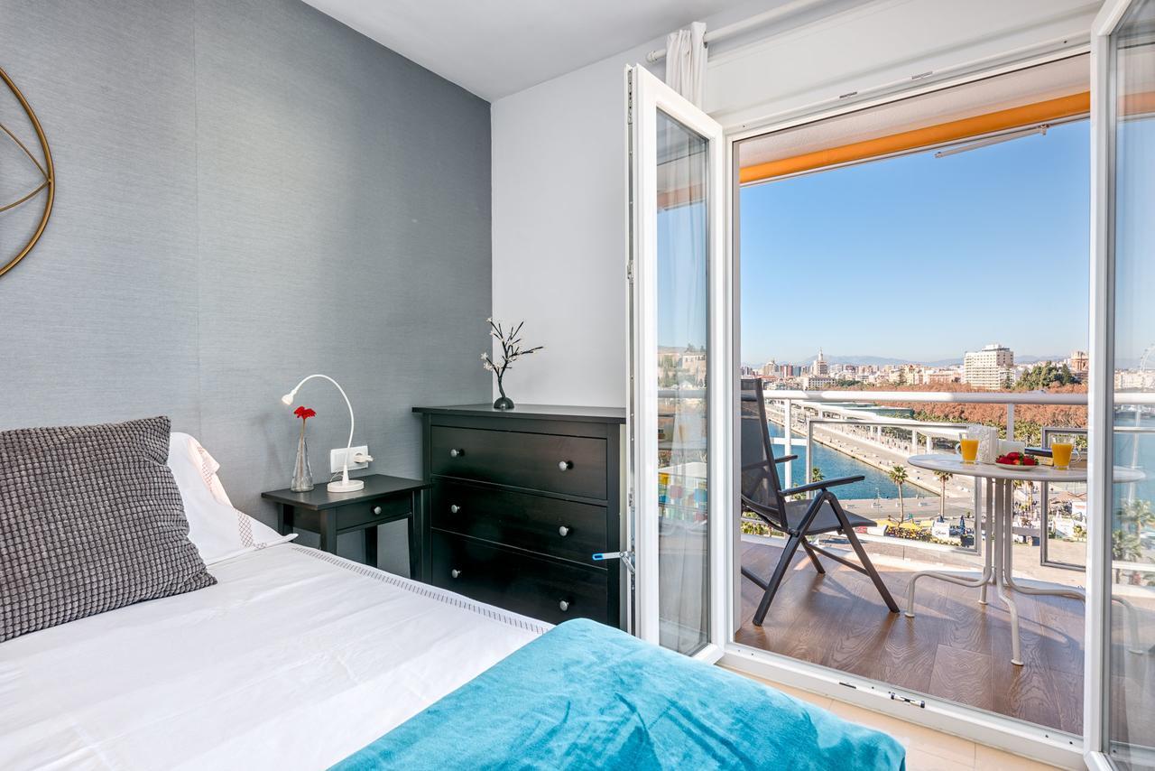 Susana Beach Apartment In Malaga By Solaga Holiday Homes Kültér fotó